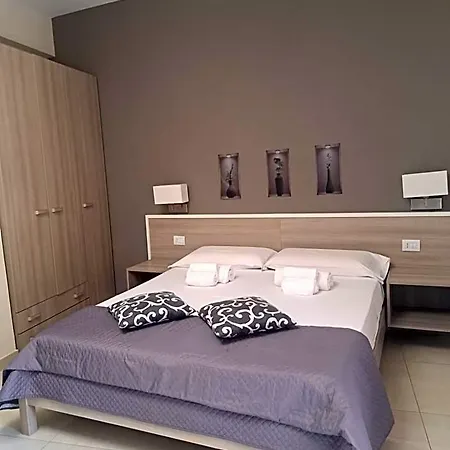 Couette-café Costa 4*